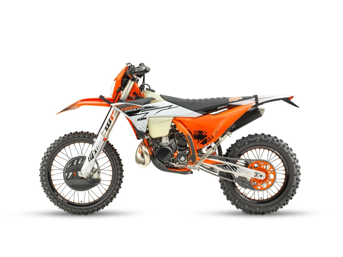 Nuova KTM 300 EXC Hardenduro 2026: regina dell’estremo